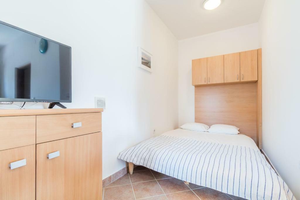 Apartmani Roko Baška Exterior foto